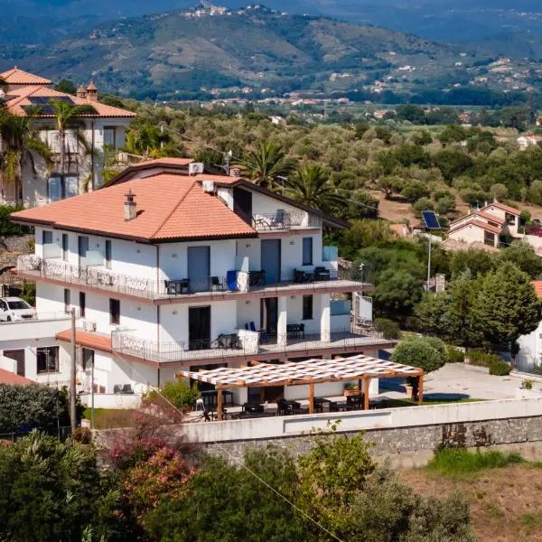 Hotel Indaco，位于Marina di Casalvelino的酒店