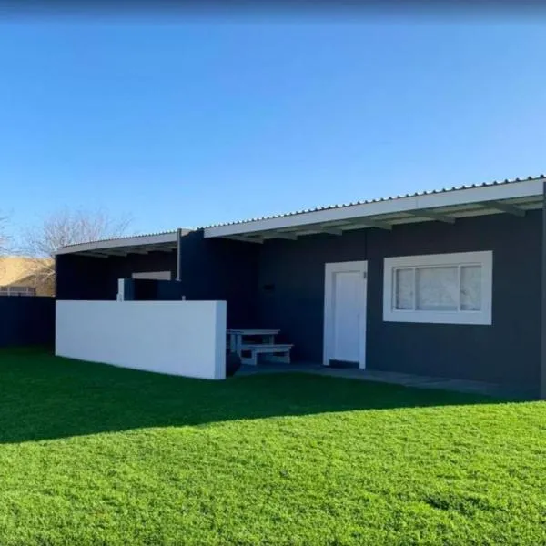 Noordoewer Self Catering Chalets CC，位于Noordoewer的酒店