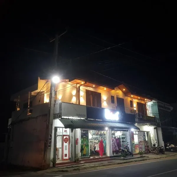 Blackthorn Hotel，位于亭可马里的酒店