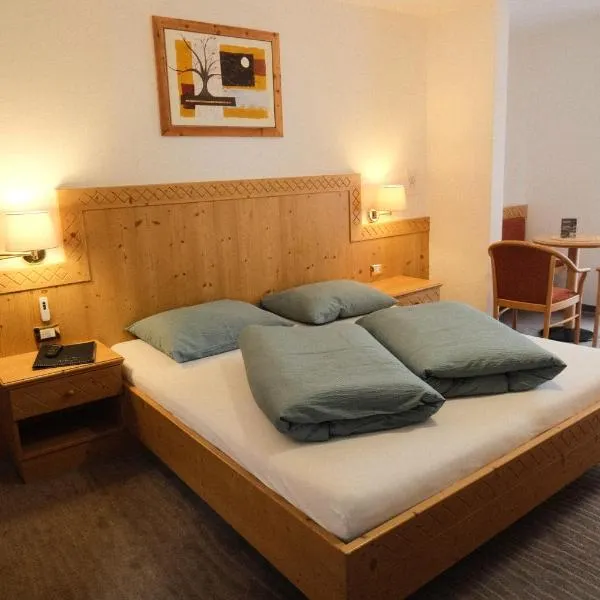 Alpshotel Bergland，位于费尔代斯的酒店