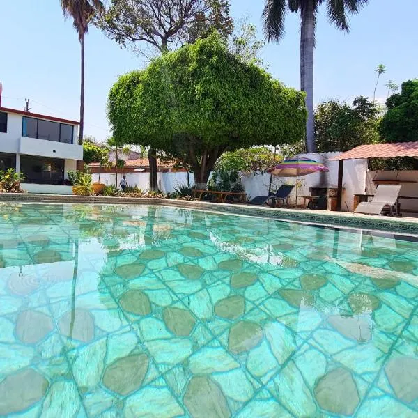 Finca Taino. Hermosa casa con alberca，位于休特佩克的酒店