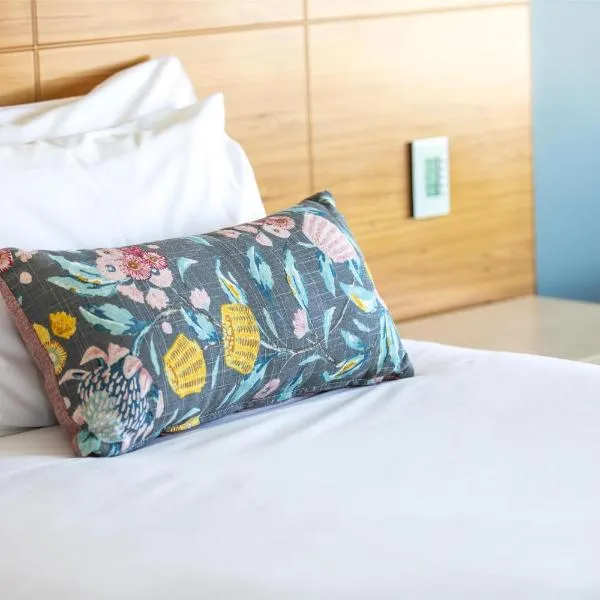 Nightelier Devonport Gateway Hotel，位于德文港的酒店