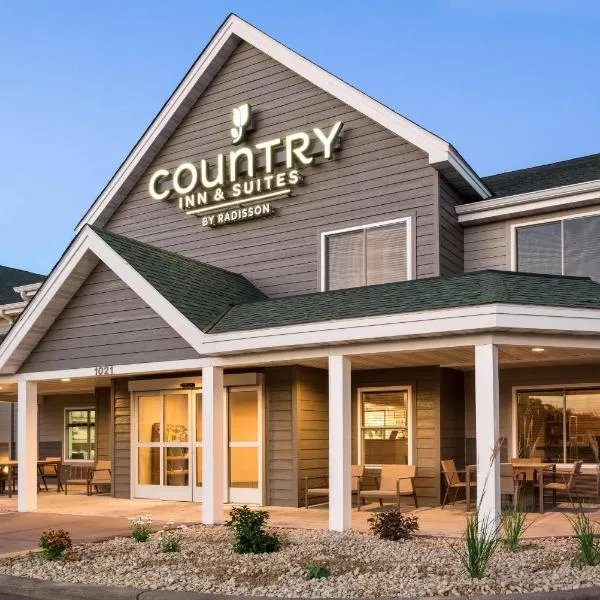 Country Inn & Suites by Radisson, Chippewa Falls, WI，位于奇珀瓦福尔斯的酒店