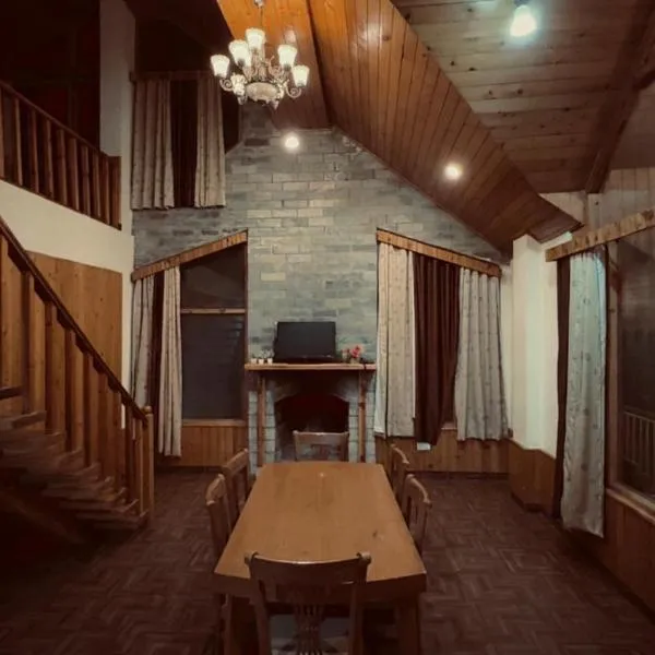 The Northwood Cottages Manali，位于马拉里的酒店