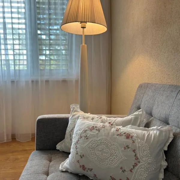 Apartmán pod lesom - oddych neďaleko Bojníc，位于普列维扎的酒店