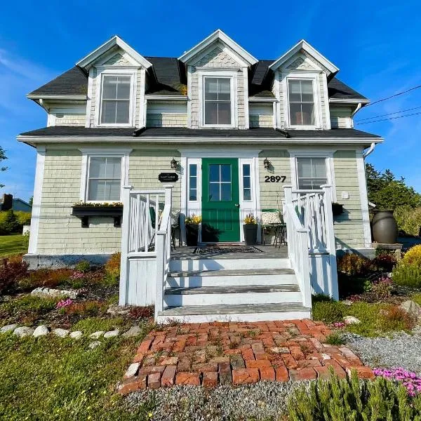 The East Wind Guesthouse，位于Clark's Harbour的酒店