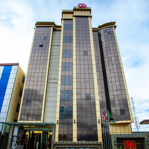 GR Comfort Hotel，位于姆贝亚的酒店
