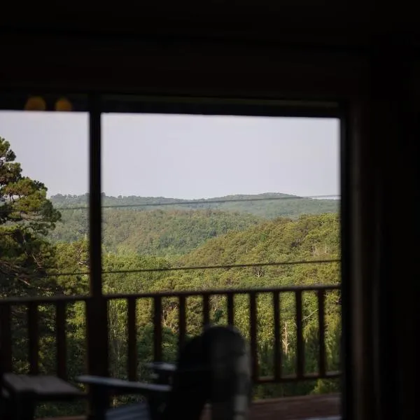 The Woodsman Lodge，位于尤里卡斯普林斯的酒店