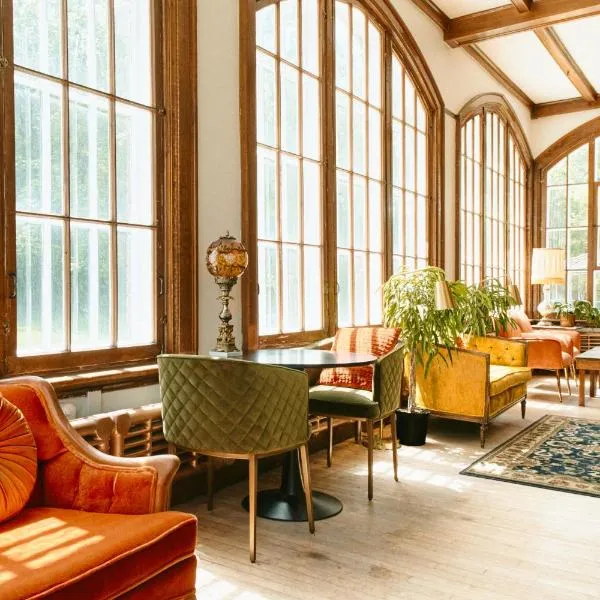 Hôtel Château Cran Chaud，位于萨格奈的酒店
