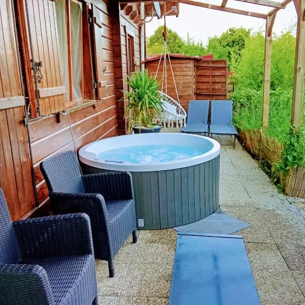 studio 'chalet rustique，位于Puessans的酒店