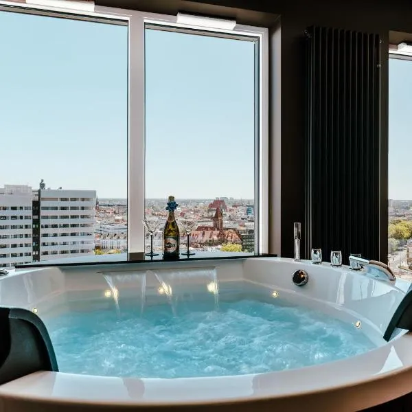 Quorum River SPA Sauna&Jacuzzi or Sauna&Terrace Centrum，位于弗罗茨瓦夫的酒店