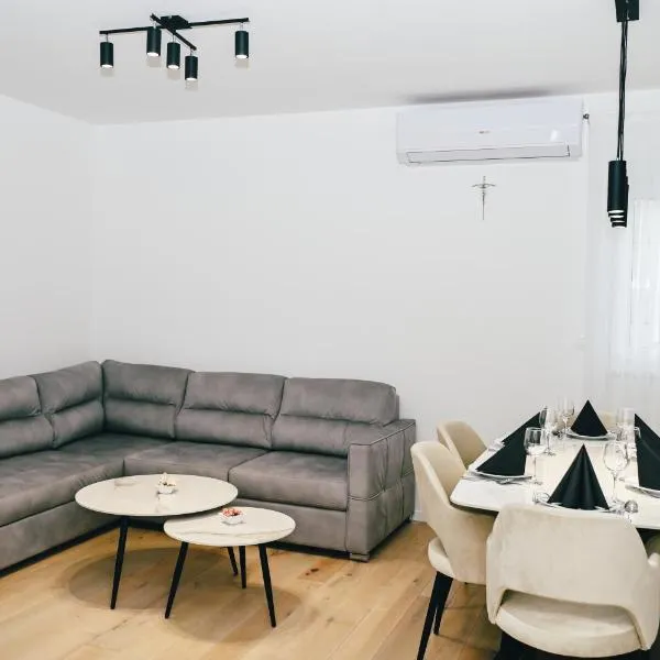 Apartman Royal，位于波素斯捷的酒店