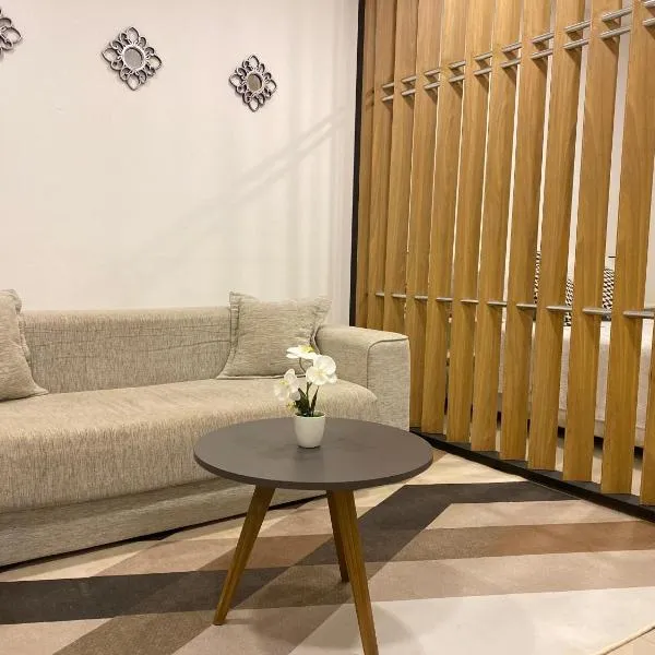 Apartamento Monoambiente en Encarnación con Parking，位于恩卡纳西翁的酒店