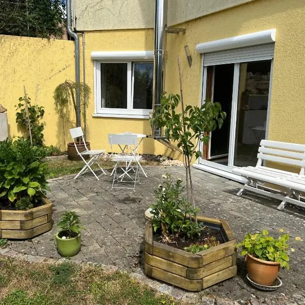 Einliegerwohnung in ruhiger Lage，位于Gunningen的酒店