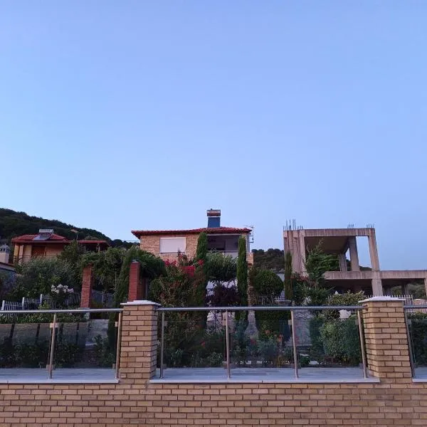 Blue Paradise Villa，位于Karianí的酒店