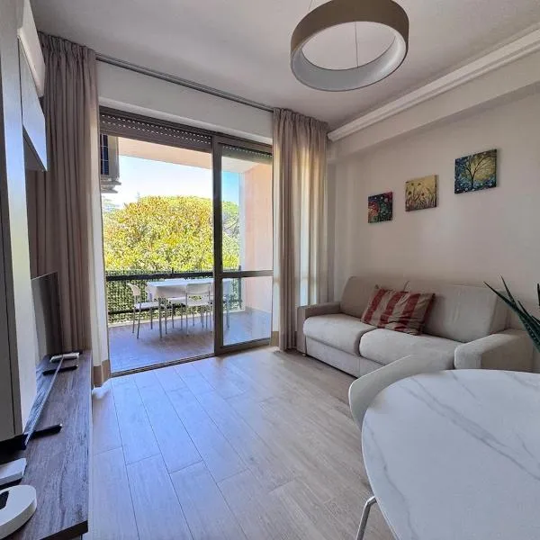 Luxury Apartment Metro Cornelia，位于罗马的酒店