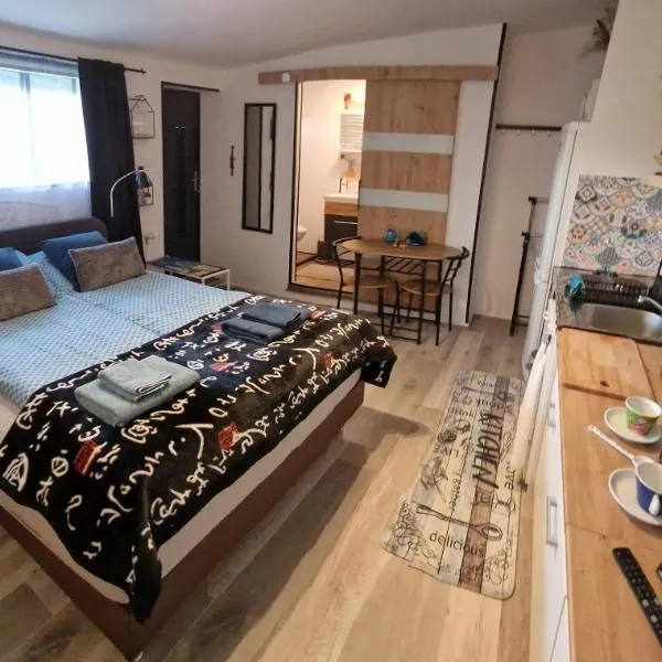 Akranes 4you - Linda's House，位于阿克拉内斯的酒店