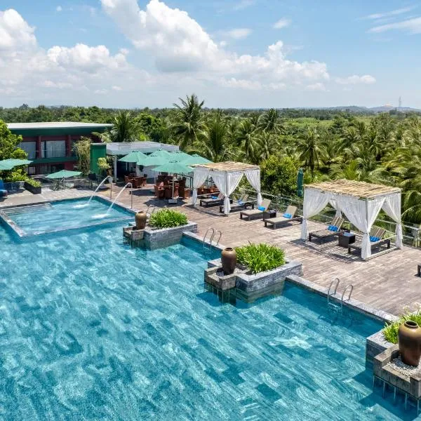 Cocoland River & Beach Resort，位于广义的酒店