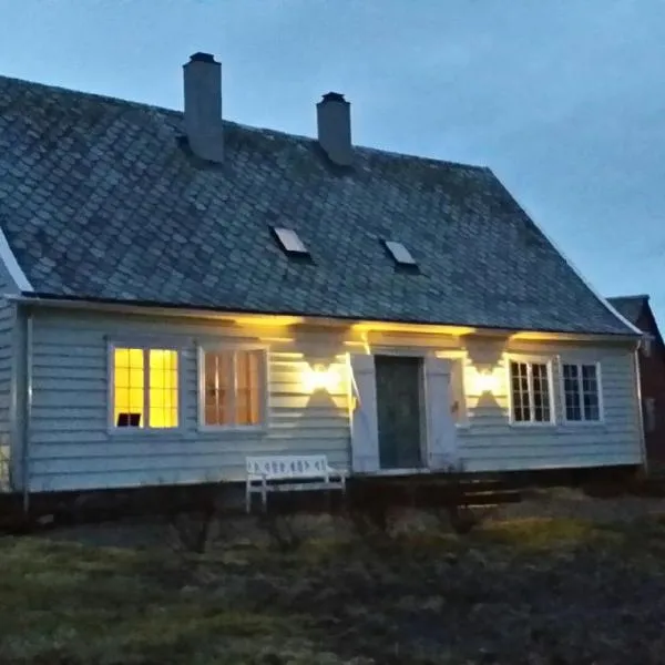 Nicoll-huset，位于Ølve的酒店