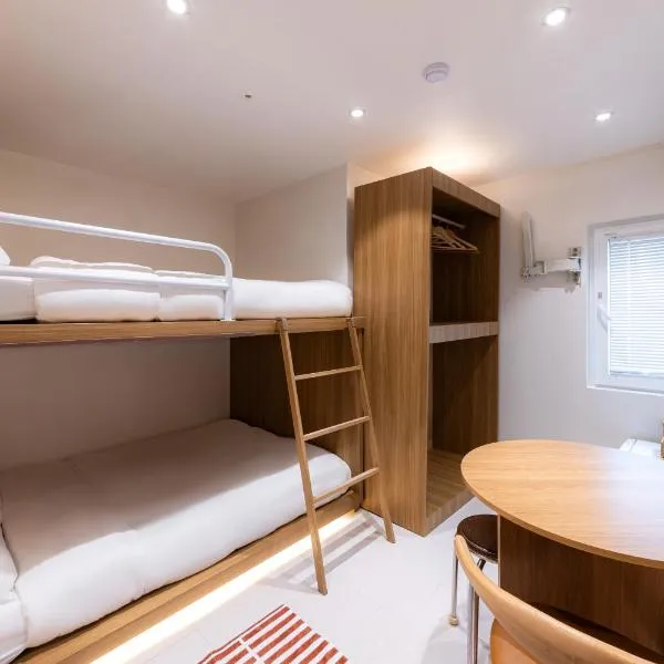 Slowon Hostel 슬로우온 호스텔 홍대，位于首尔的酒店