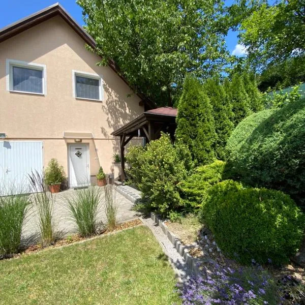 Apartmán 80，位于奥拉夫斯基波扎莫克的酒店