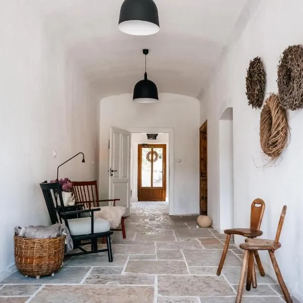 Penzion Na Červeném Potoce，位于克拉利基的酒店
