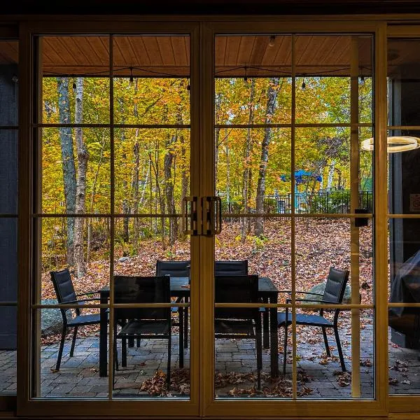 luxurious Mont tremblant 2bd 2bth，位于蒙特朗布朗的酒店