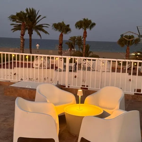 Casa de playa mediterránea, a metros de la playa，位于维拉的酒店