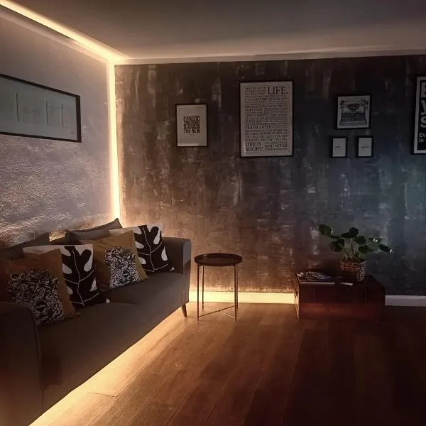 Loft 23，位于恩波利的酒店