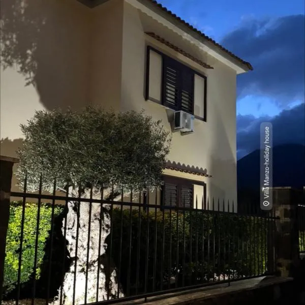 Villa Manzo relais -Pompei Vesuvius，位于博斯科特雷卡塞的酒店