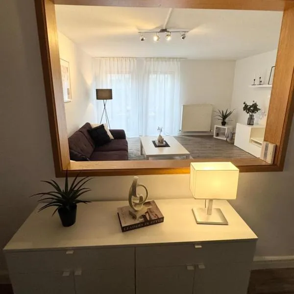 FewoEi12 2，位于Gundelsheim的酒店