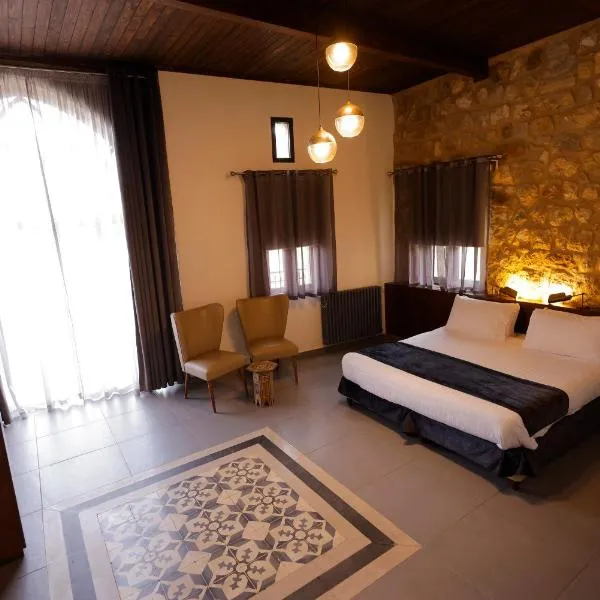 Domaine de Chouchene，位于Şaḩrat al Qashsh的酒店