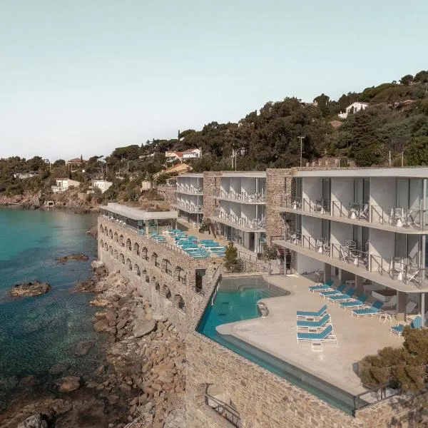 Hôtel Les Roches - Relais & Châteaux，位于勒拉旺杜的酒店