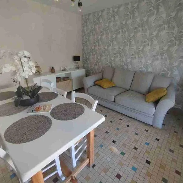 Le jardin aux iris，位于托内尔的酒店