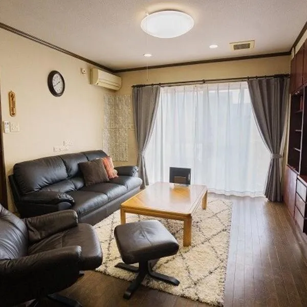 一棟貸切最大11名仲間と家族と恋人と心ゆくまで楽しむプライベートステイパーティーにも，位于各务原市的酒店