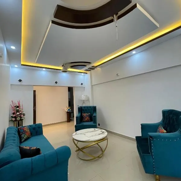 Luxurious 2BR DD Apartment near Karachi Airport Malir Cantt，位于卡拉奇的酒店