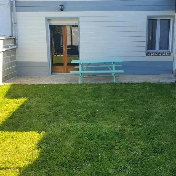 Chez maurice，位于Yzengremer的酒店