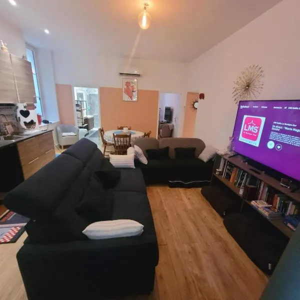 L'Appartement-Studio LMS Radio，位于阿维尼翁的酒店