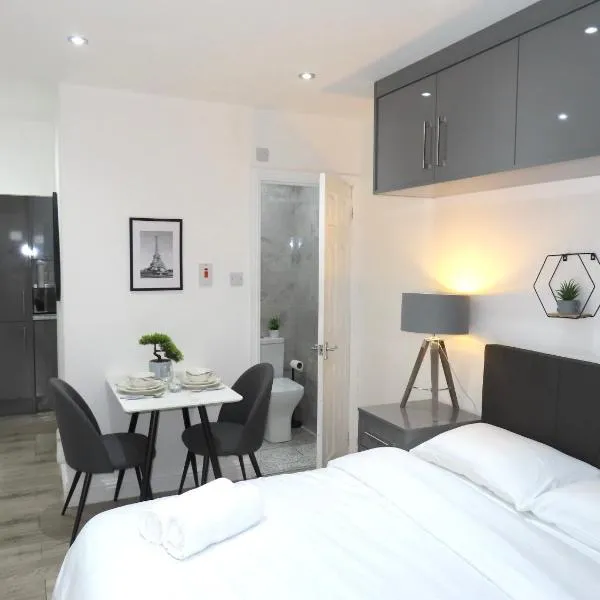 6 Mins to NEC & BHX Apartment with FREE Parking，位于Sheldon的酒店