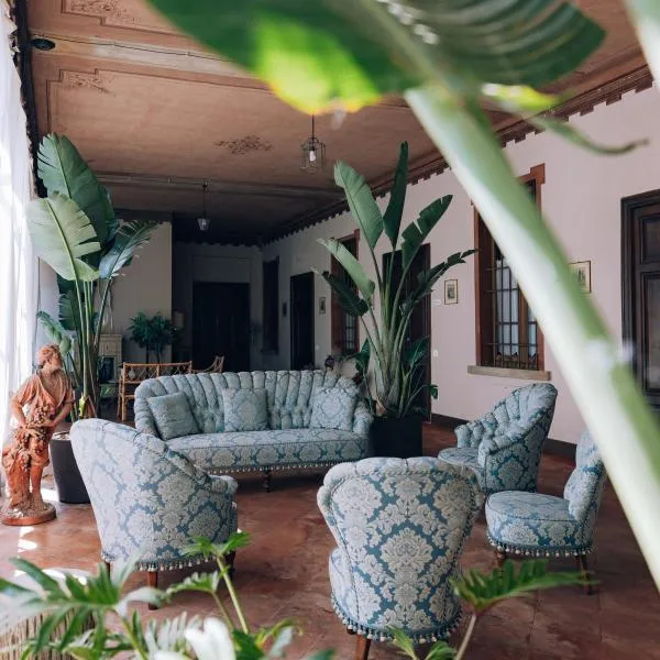 Palazzo Isabella residenza storica in Borgo San Giacomo，位于Borgo San Giacomo的酒店