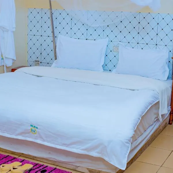 Kivu Nest Hotel，位于吉塞尼的酒店