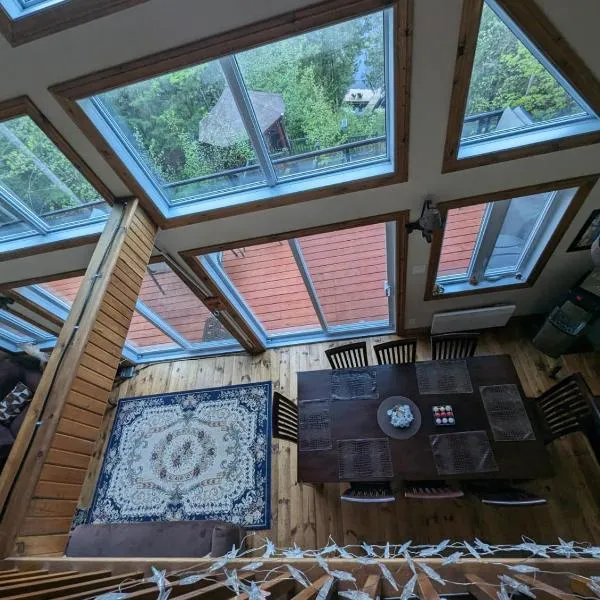 Eagle Nest Cottage，位于Val des Monts的酒店