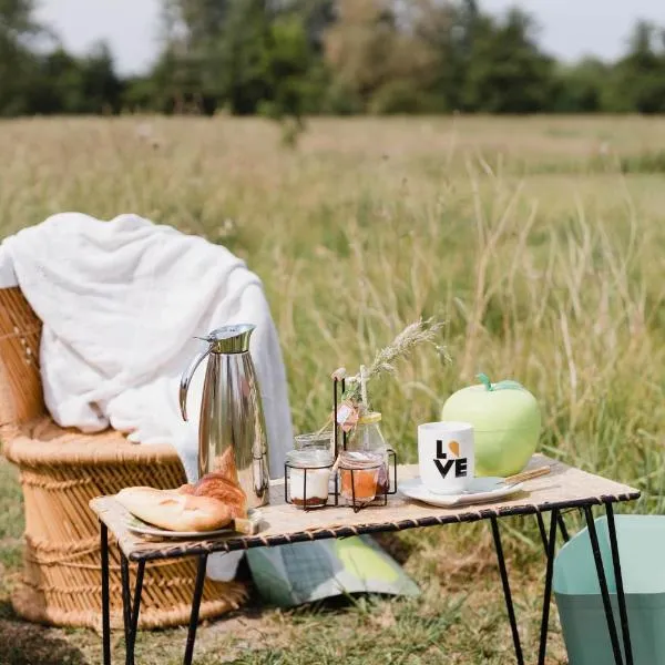 Les Aires en Scènes au bord de l'eau，位于Épagne-Épagnette的酒店