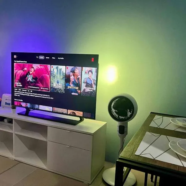 Condo Near World Trade, Star City and MoA - Amazing Breeze，位于马尼拉的酒店