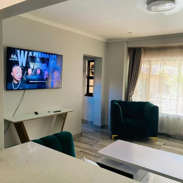 Valley Inn Guest House, Accommodation 17 Elizabeth Ave, Rivonia, Sandton, 2191，位于Sandown的酒店