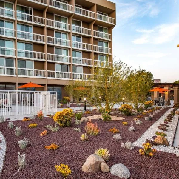 Holiday Inn Oxnard - Ventura by IHG，位于奥克斯纳德的酒店