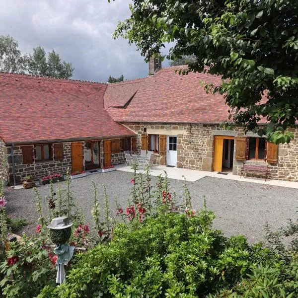 Maison de charme avec jardin, nature, cheminée, WiFi, proche manoirs et rivières tortueuses - FR-1-497-99，位于Saint-Bômer-les-Forges的酒店