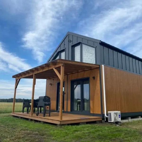 Domki Osada Wałpusz，位于Zielonka的酒店