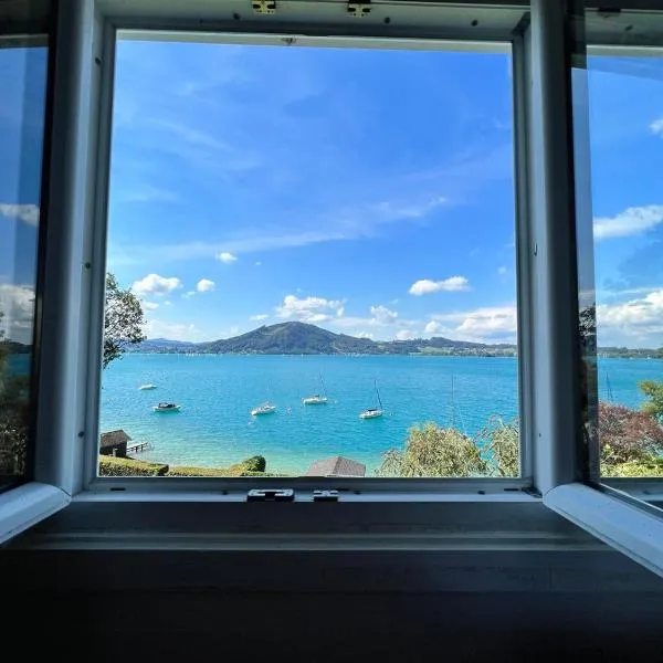 Exklusiver Seetraum am Attersee，位于Litzlberg的酒店
