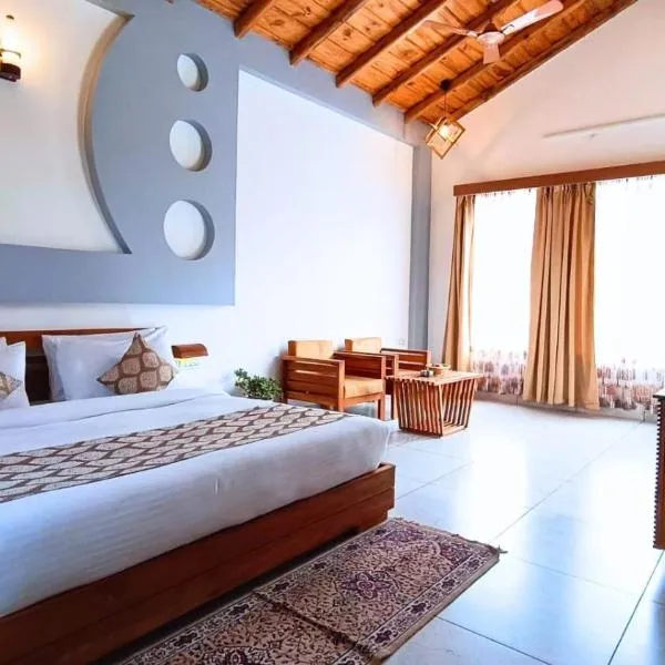 RK Jungle Resort Jim Corbett # A Beautiful Resort with all facilities # Swimming Pool # Parking # Top Rated Property，位于兰纳加的酒店